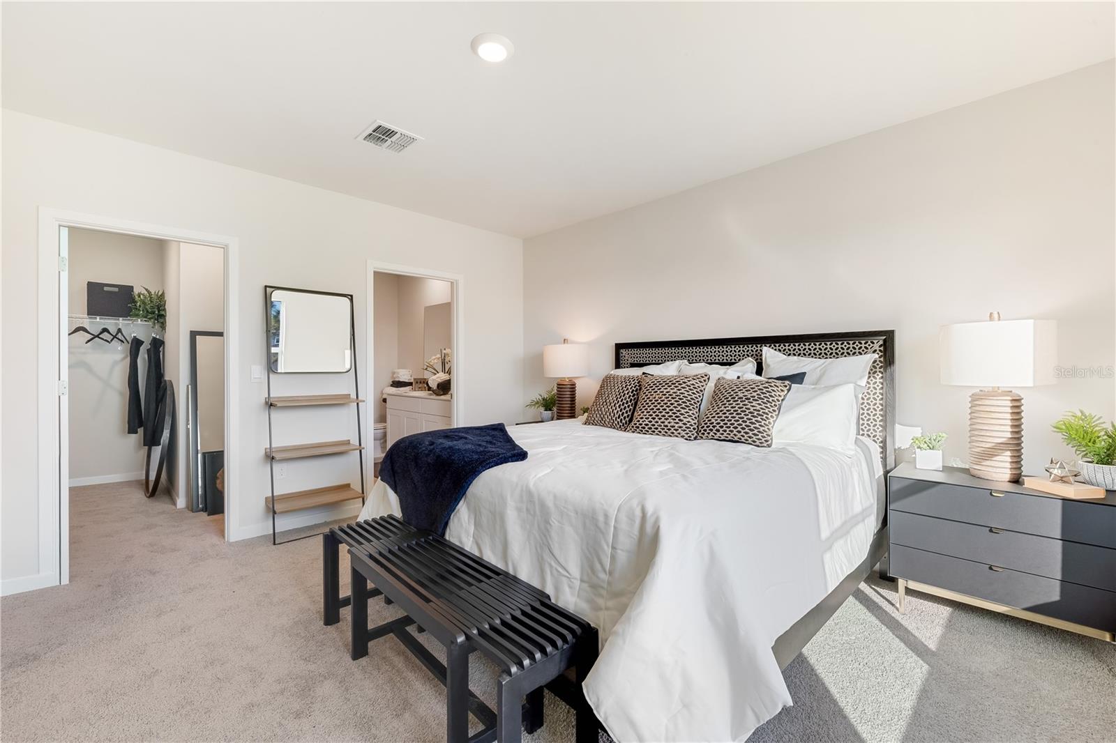 SEA COVE - Residential