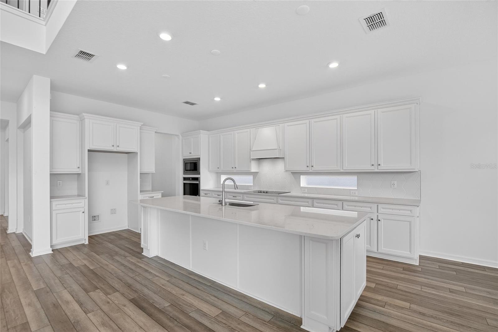 CEDARBROOK - Residential