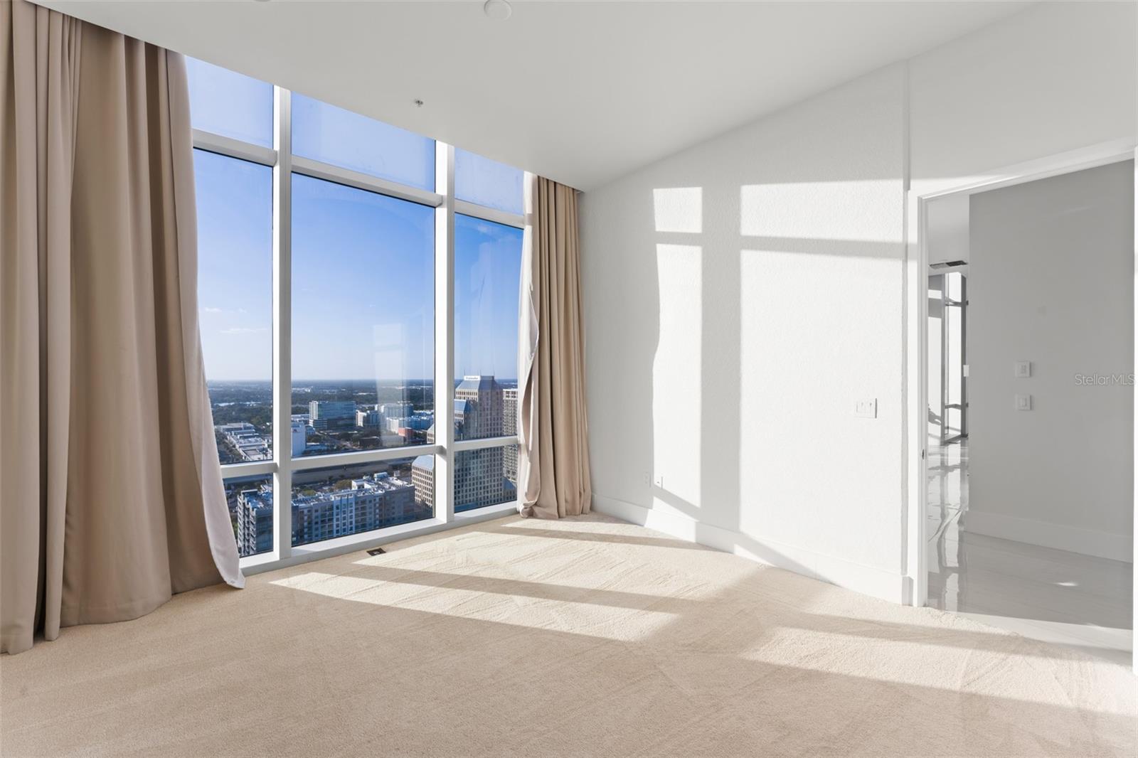 VUE AT LAKE EOLA - Residential