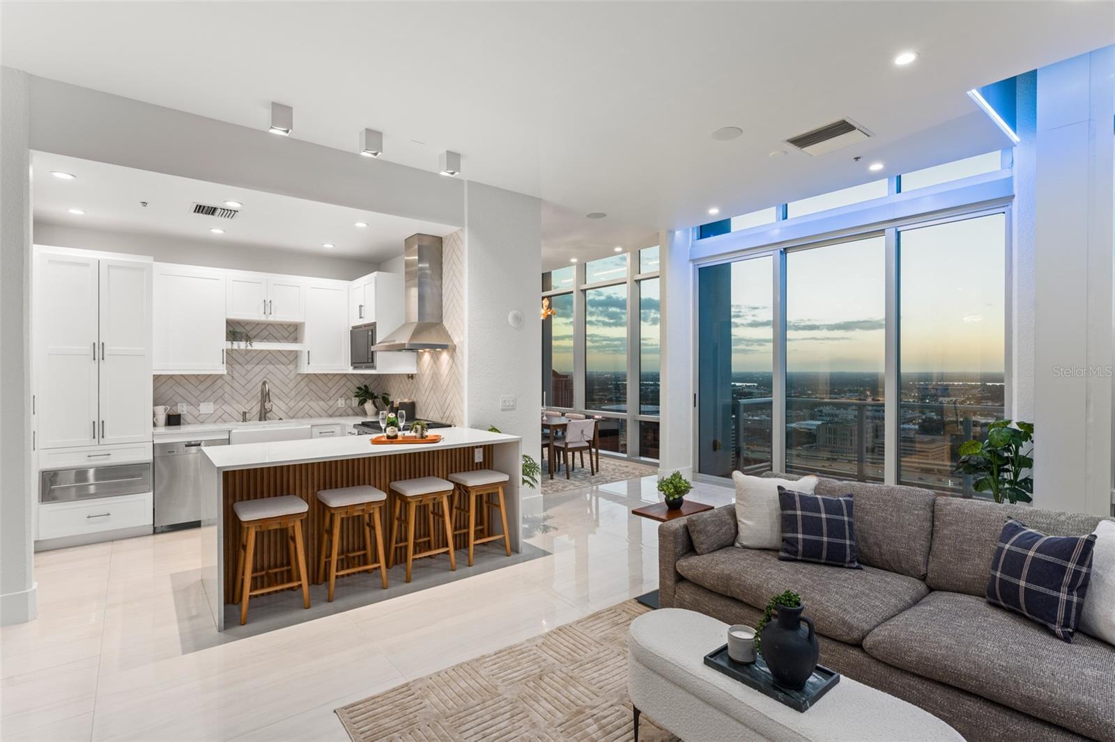 VUE AT LAKE EOLA - Residential