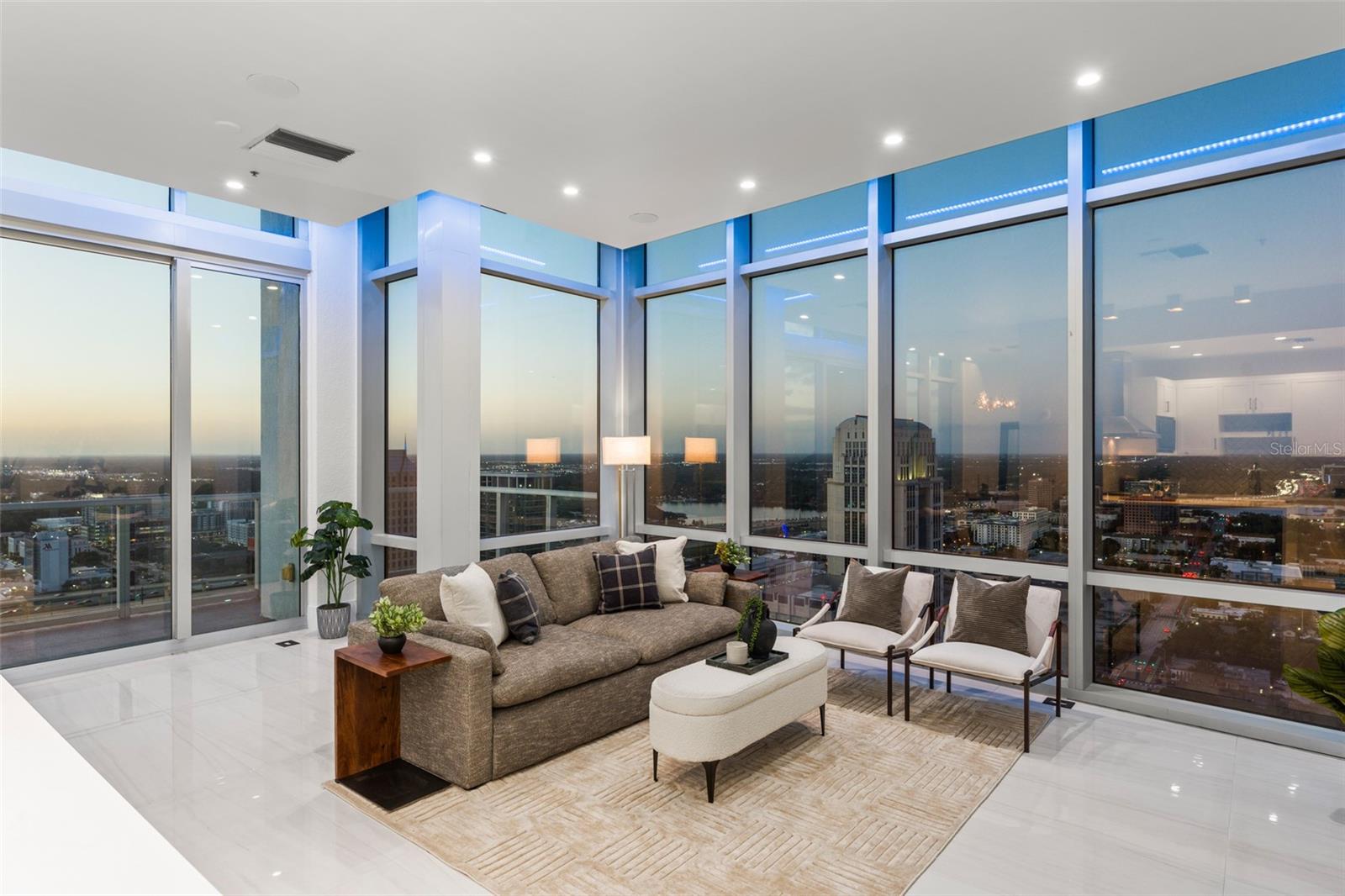 150 E ROBINSON STREET PH3506