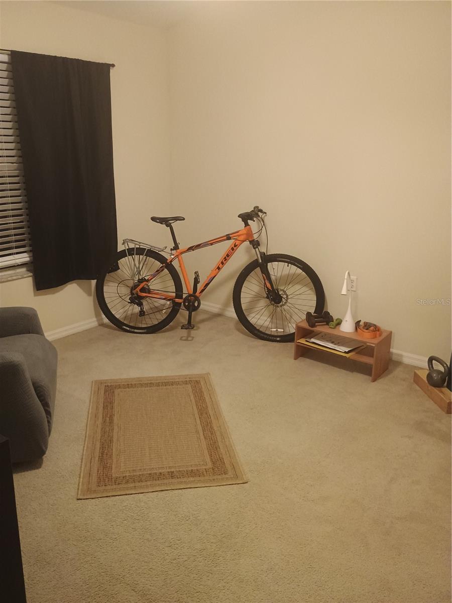 THE LINKS - Residential