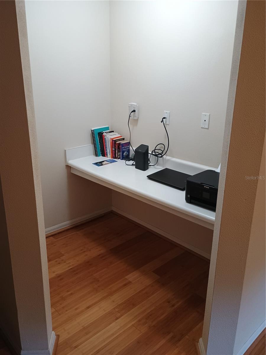 THE LINKS - Residential