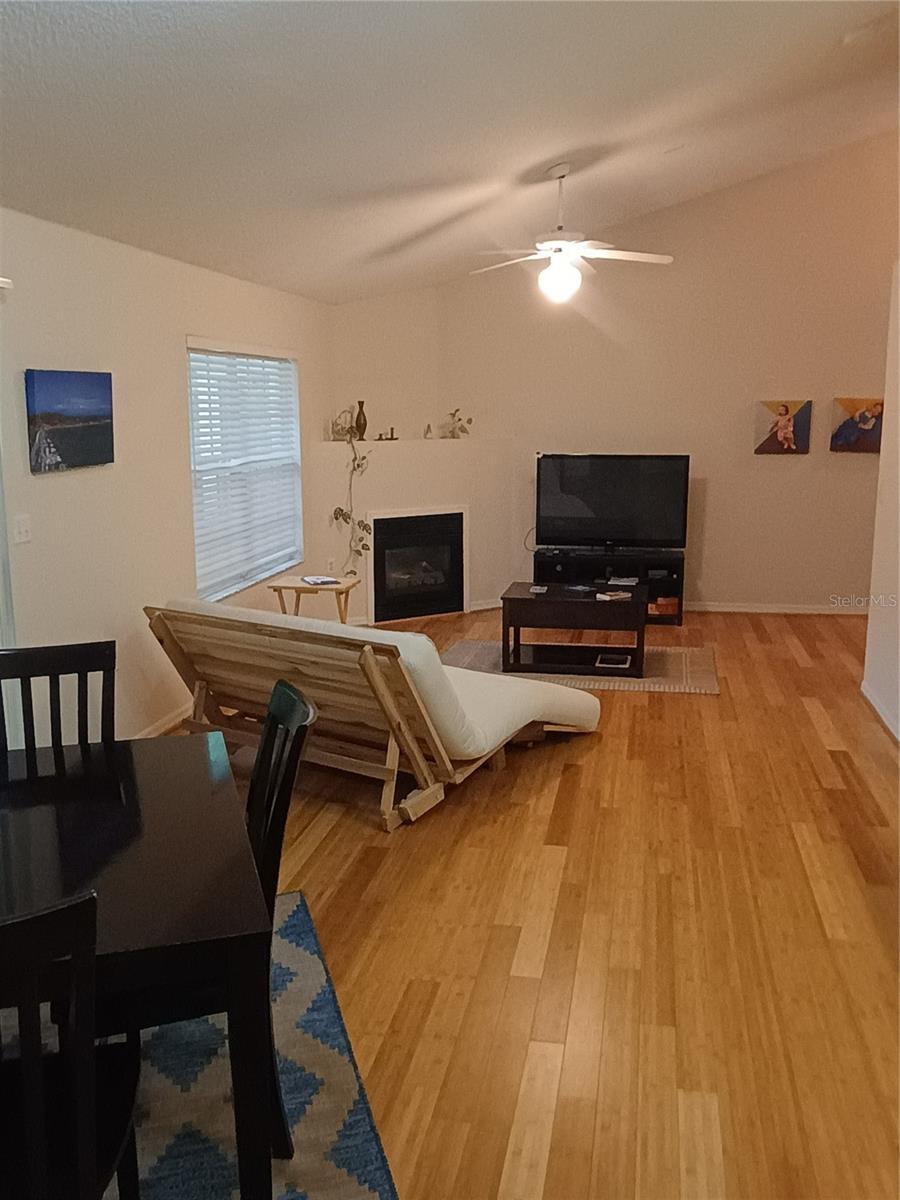 THE LINKS - Residential