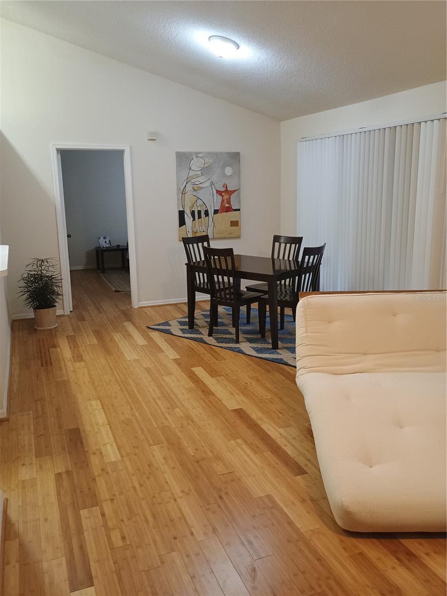 THE LINKS - Residential