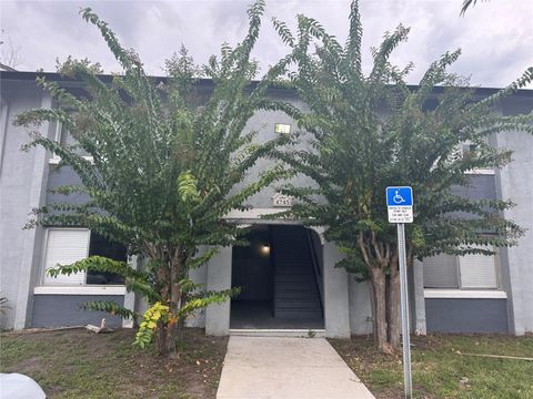 Photo of 4745 S Texas Avenue #4745B, Orlando, FL 32839 (MLS # S5133691) Photo of 4745 S Texas Avenue #4745B, Orlando, FL 32839 (MLS # S5133691)