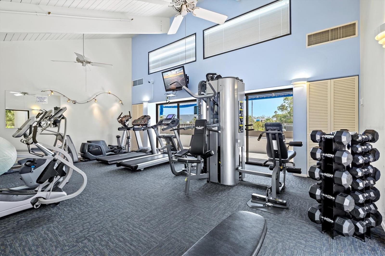 BAYPORT BCH & TEN PH D - Residential