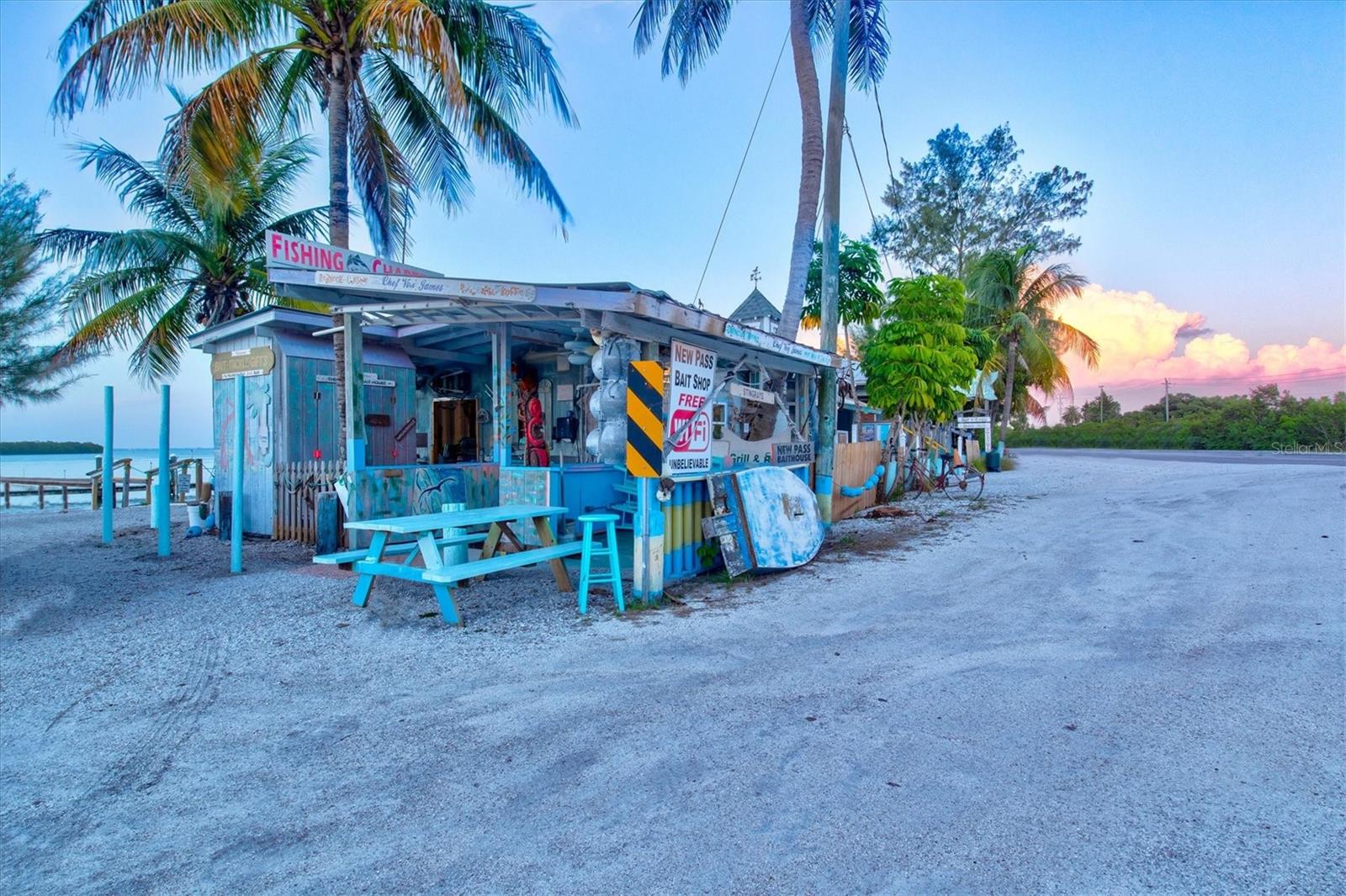 BAYPORT BCH & TEN PH D - Residential