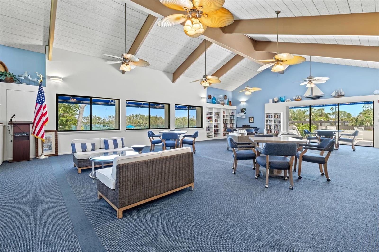 BAYPORT BCH & TEN PH D - Residential