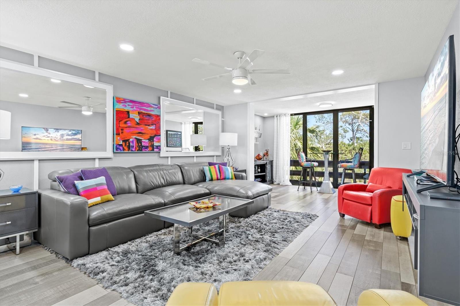 BAYPORT BCH & TEN PH D - Residential