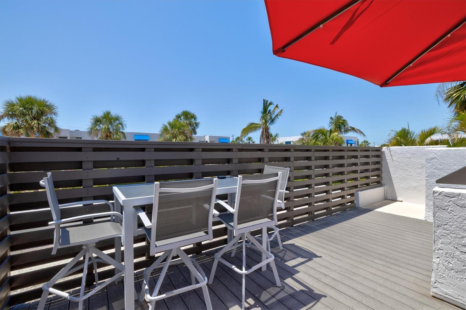 BAYPORT BCH & TEN PH D - Residential