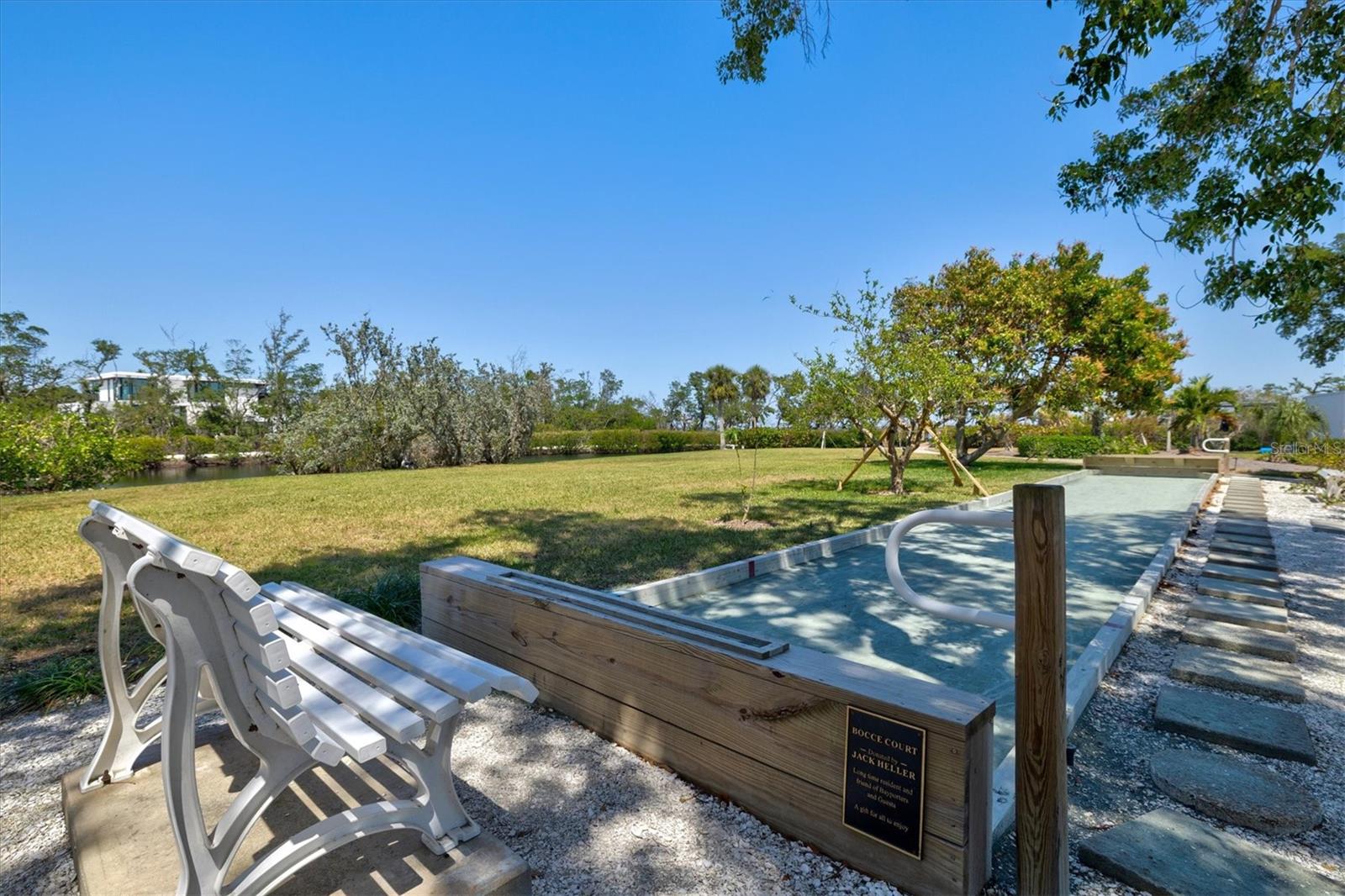 BAYPORT BCH & TEN PH D - Residential