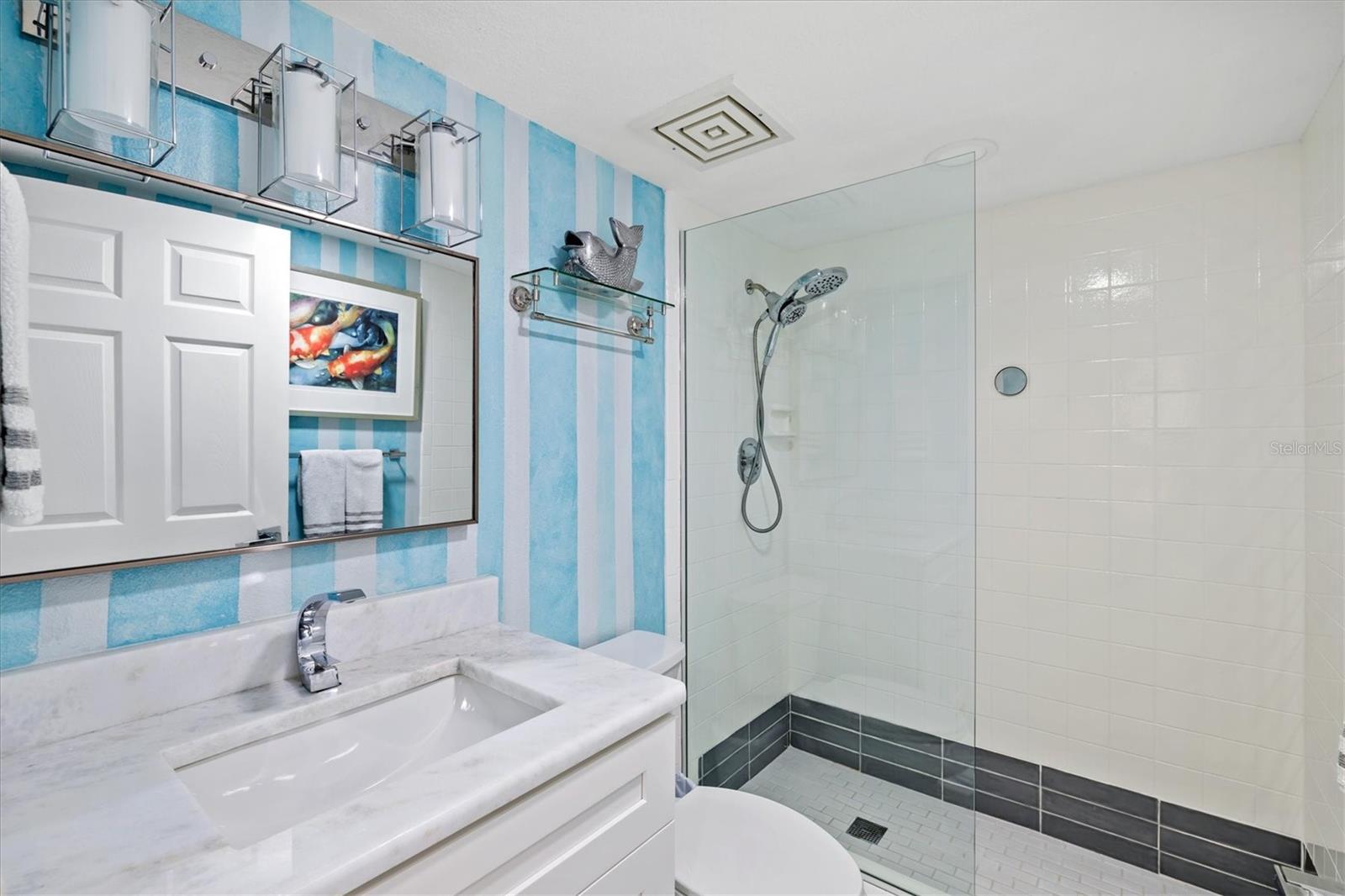 BAYPORT BCH & TEN PH D - Residential