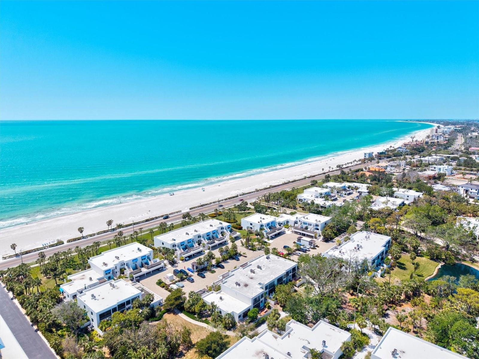 BAYPORT BCH & TEN PH D - Residential