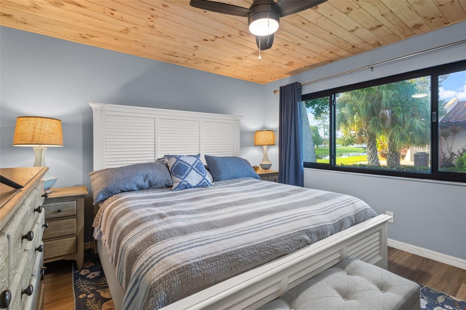 TIMBERWOODS CONDO - Residential