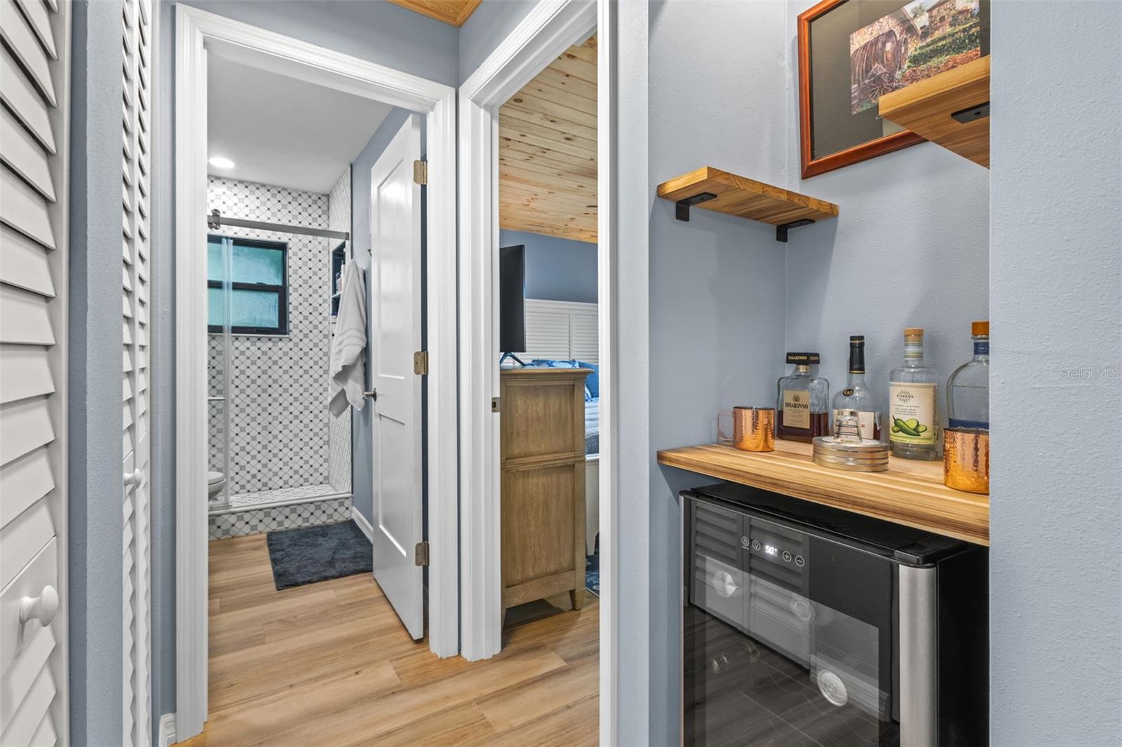 TIMBERWOODS CONDO - Residential