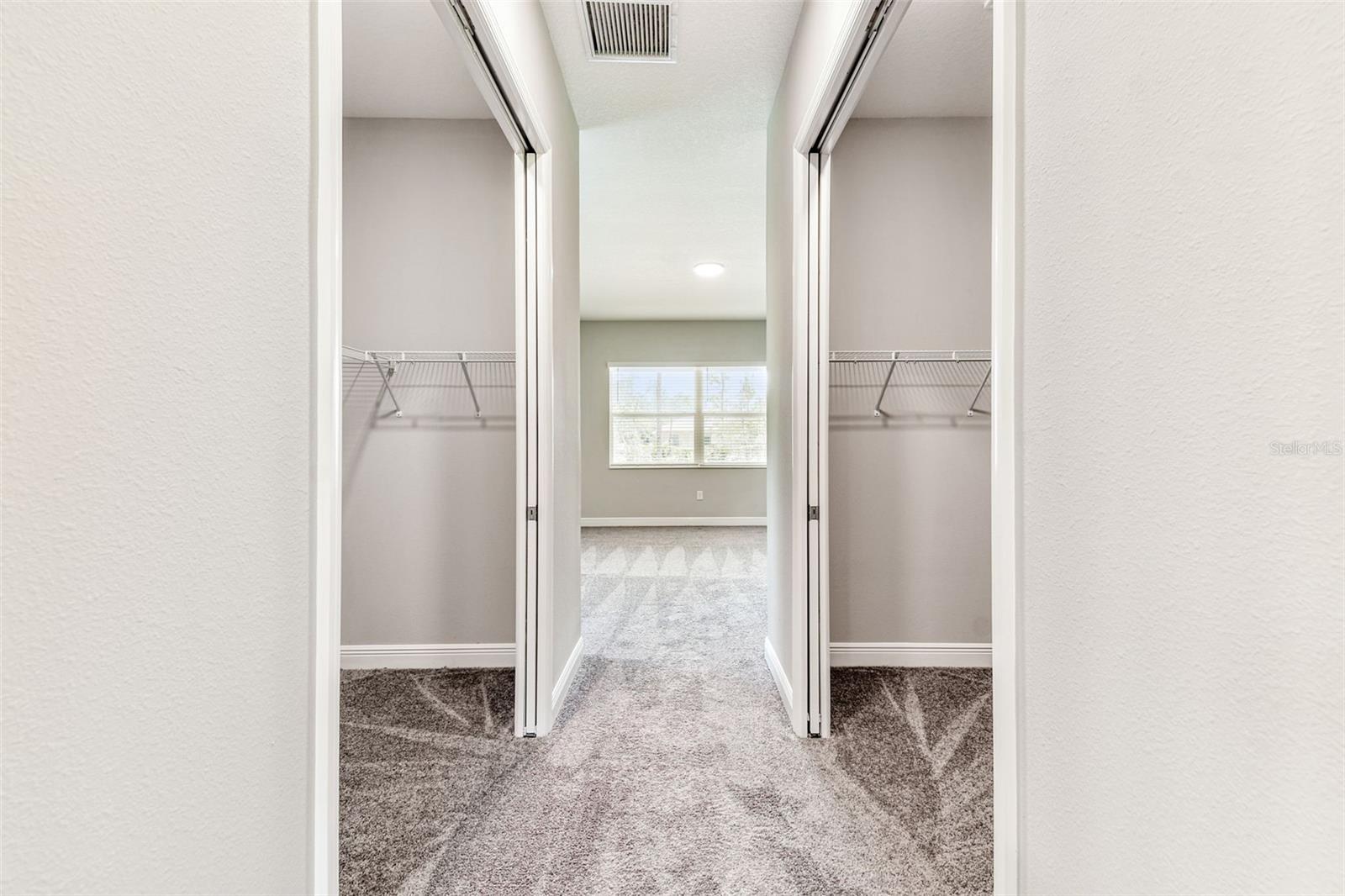 ROYAL HIGHLANDS - Residential