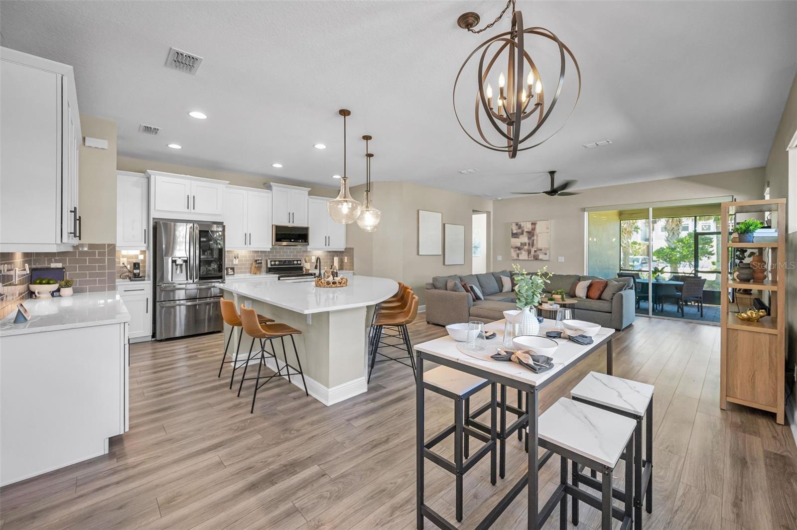 BAYSIDE TERRACE - Residential