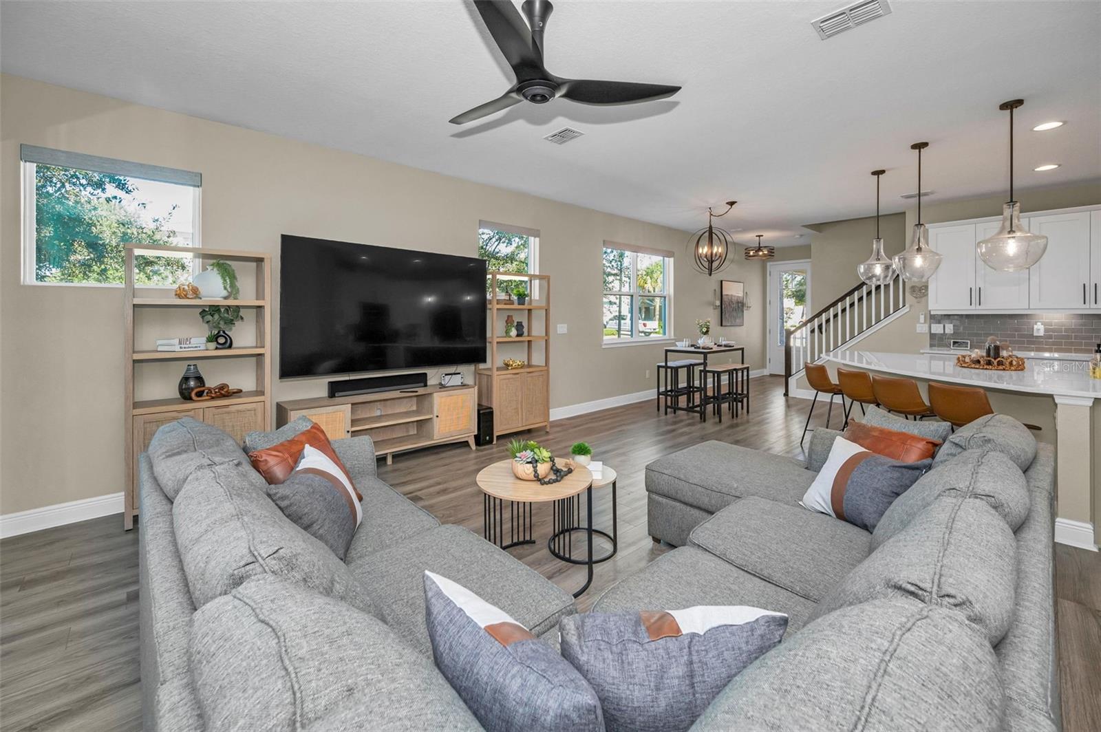 BAYSIDE TERRACE - Residential