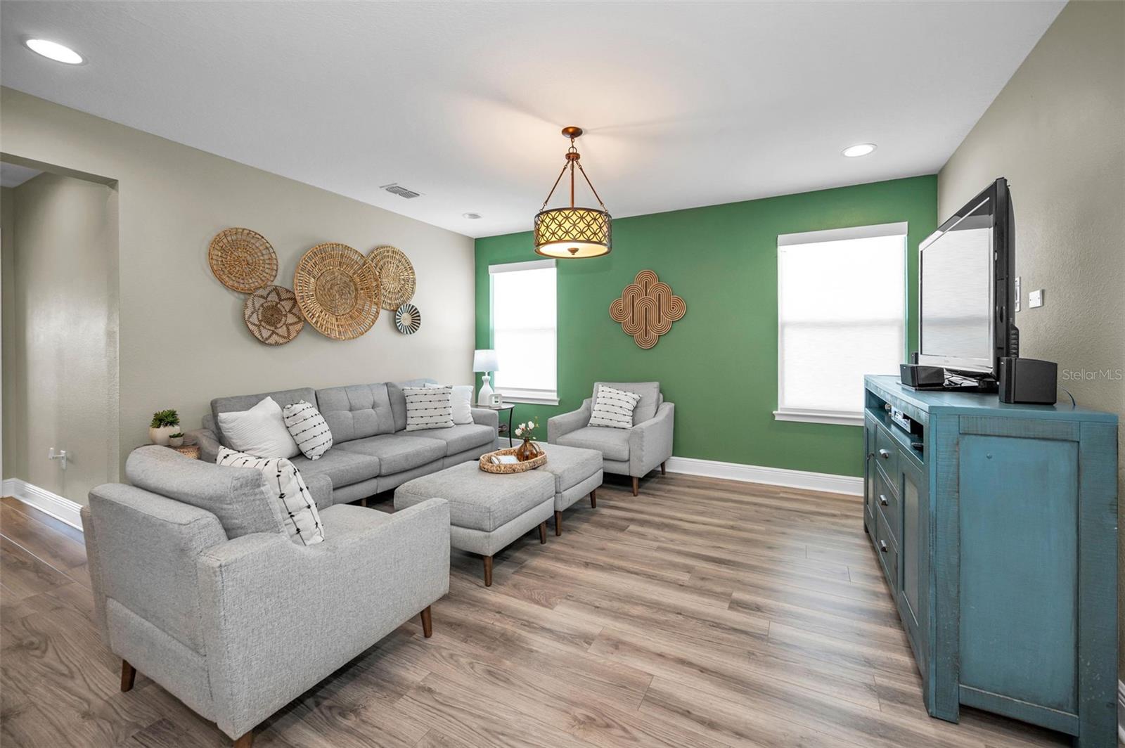 BAYSIDE TERRACE - Residential