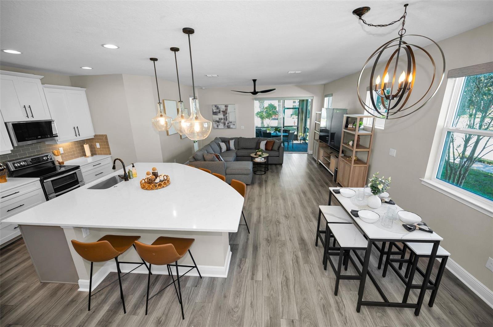 BAYSIDE TERRACE - Residential