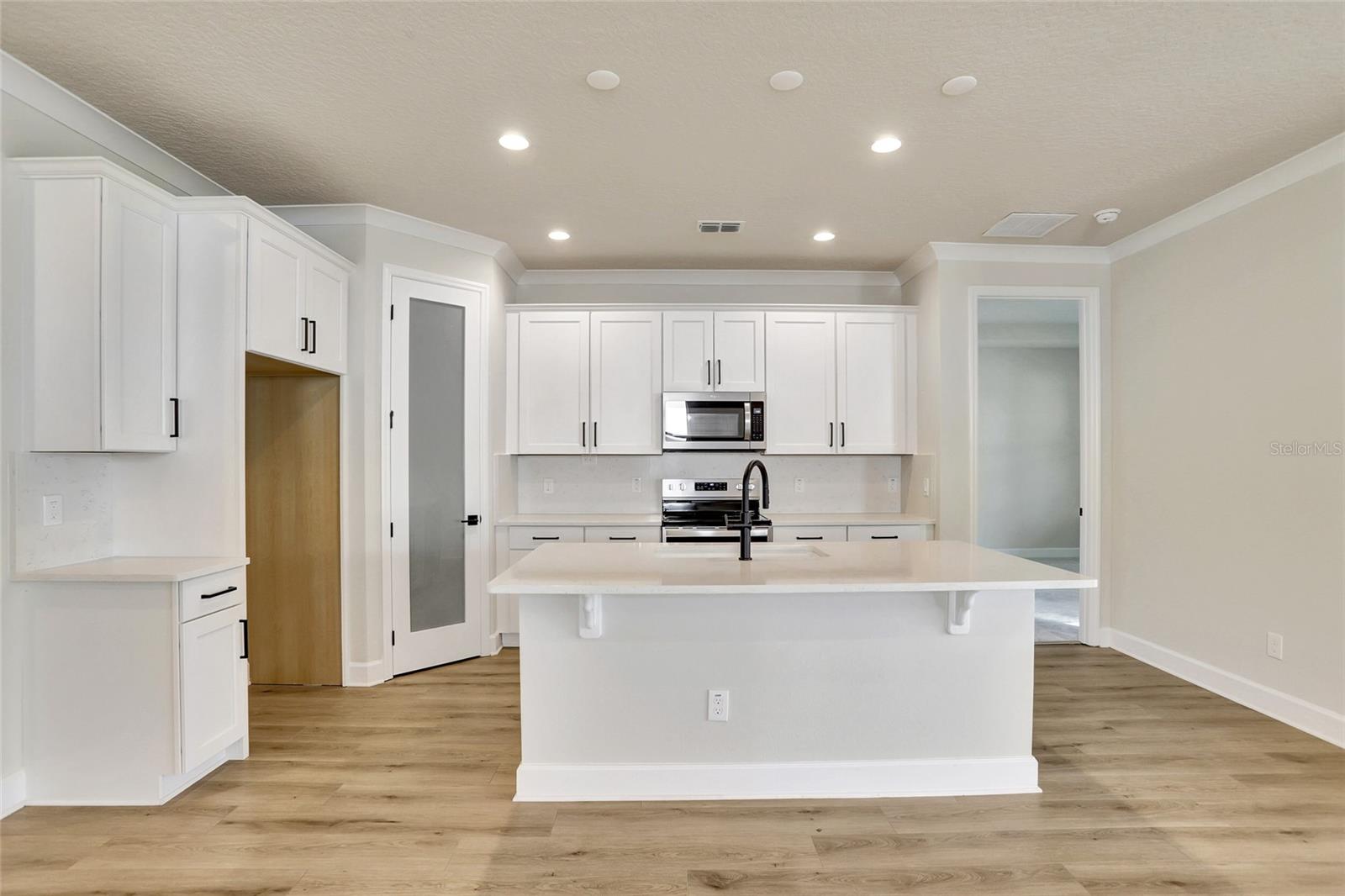 RIVERSIDE OAKS PH 2 - Residential