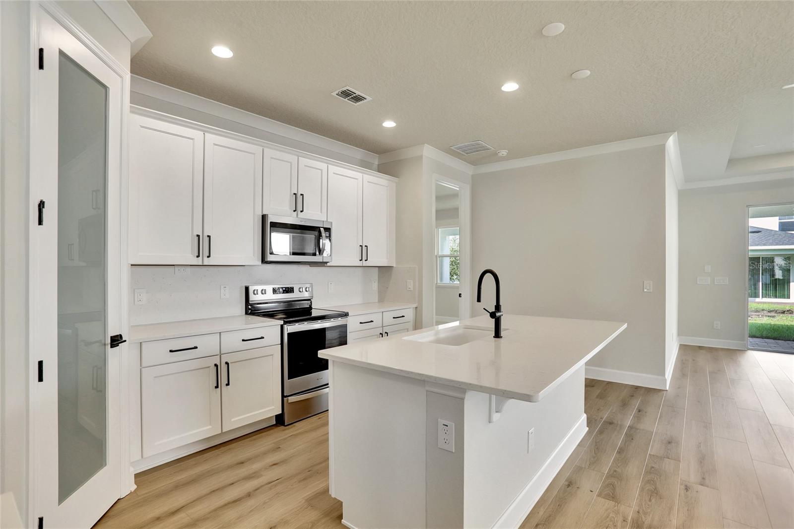 RIVERSIDE OAKS PH 2 - Residential