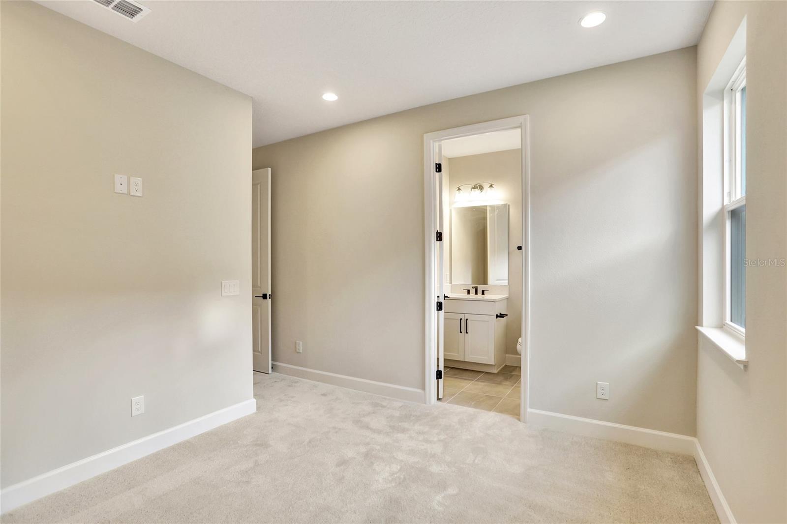 RIVERSIDE OAKS PH 2 - Residential