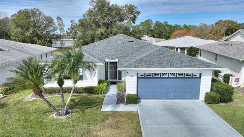 A home in LAKELAND