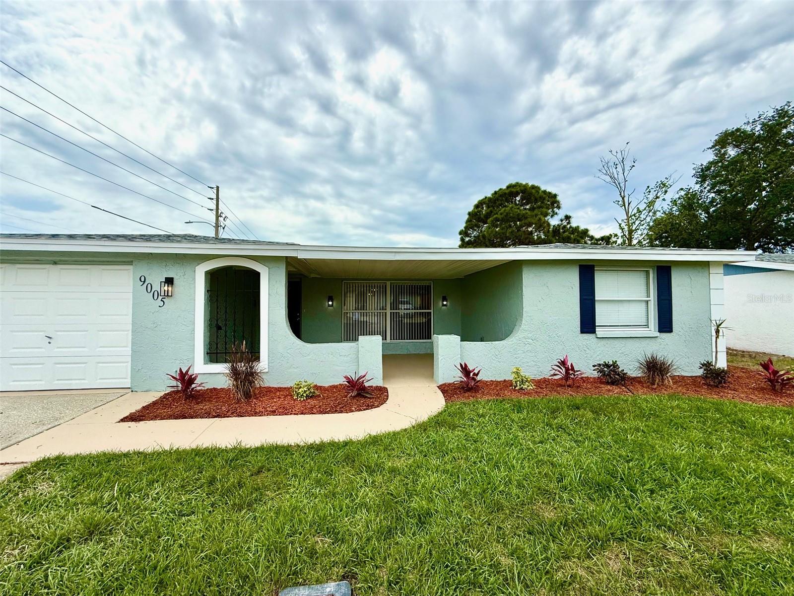 9005 RAINBOW LANE