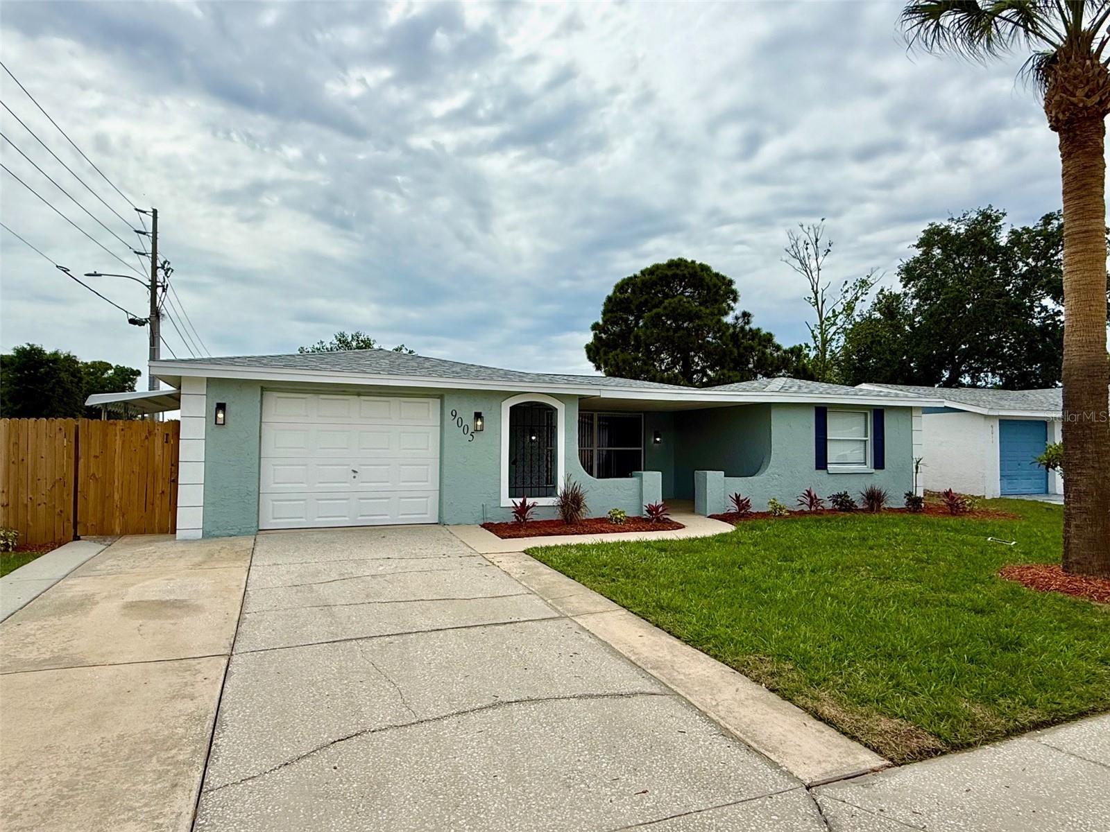 9005 RAINBOW LANE