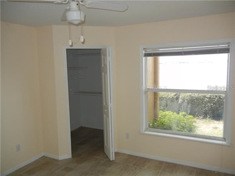 SANDLAKE PRIVATE RESIDENCES - Residential Lease