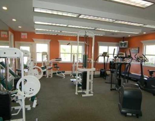 SANDLAKE PRIVATE RESIDENCES - Residential Lease