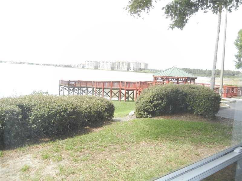 SANDLAKE PRIVATE RESIDENCES - Residential Lease