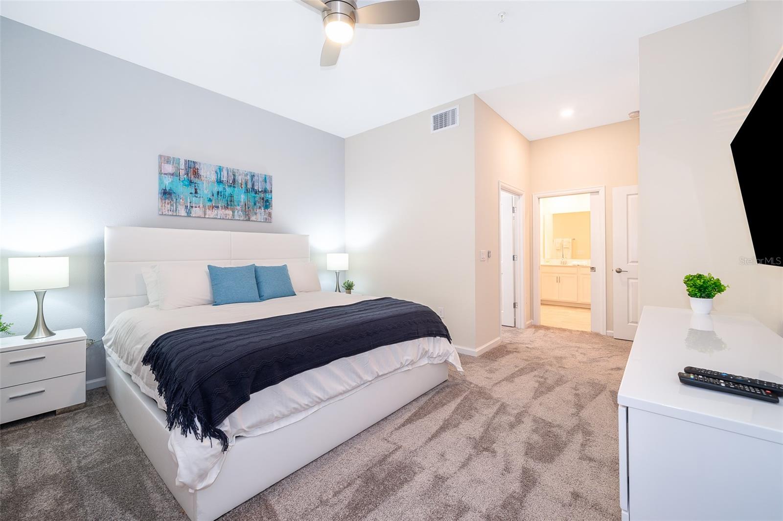 CHAMPIONSGATE CONDO PH 5 - Residential Lease