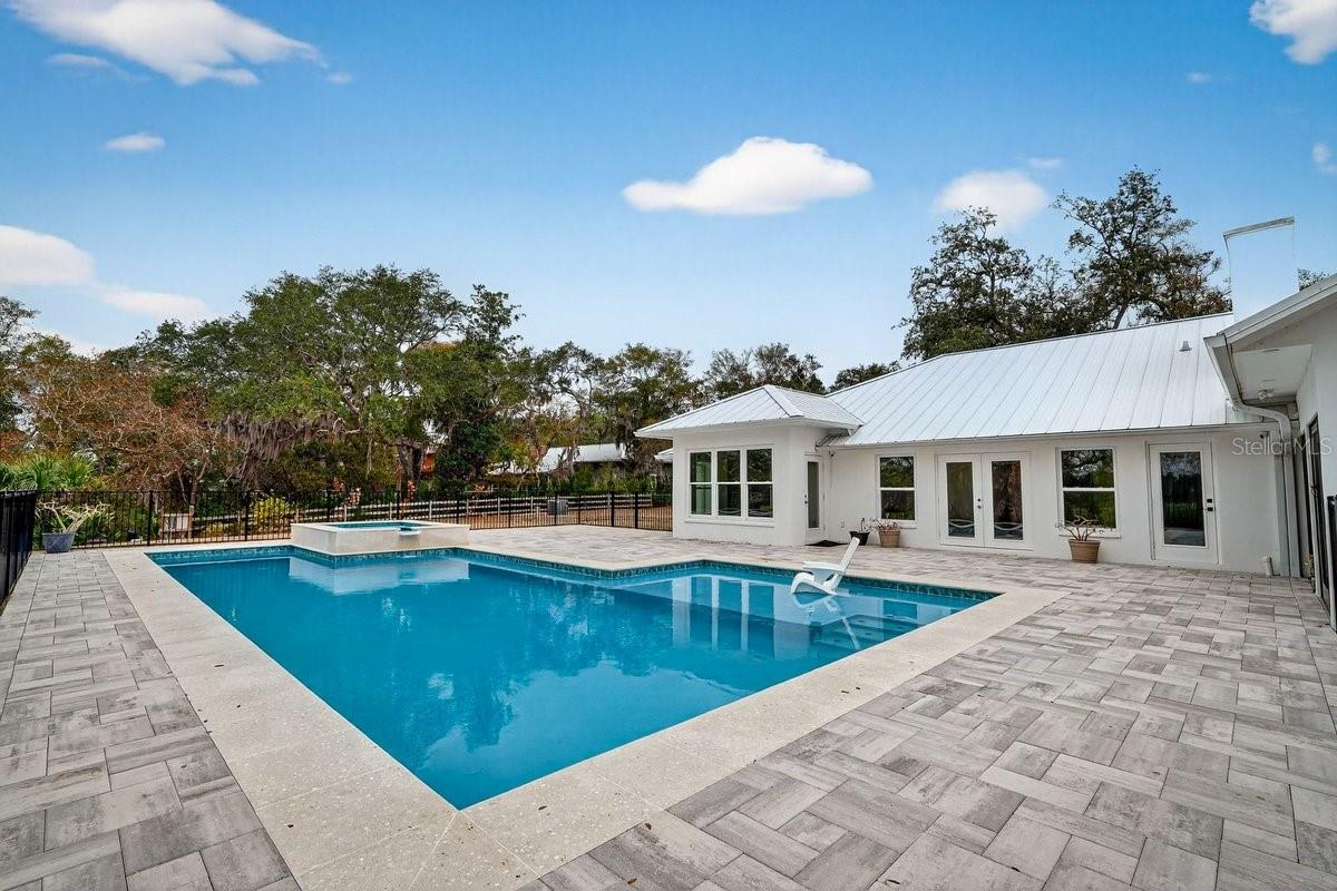 SPRUCE CREEK - Residential