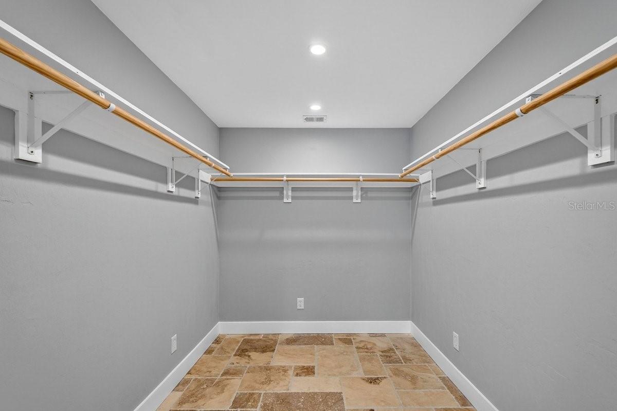 SPRUCE CREEK - Residential