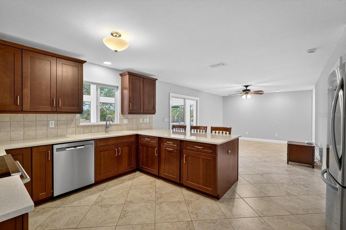 SPRUCE CREEK - Residential