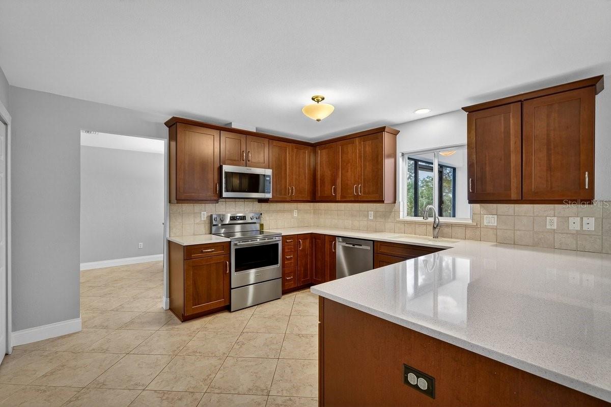 SPRUCE CREEK - Residential