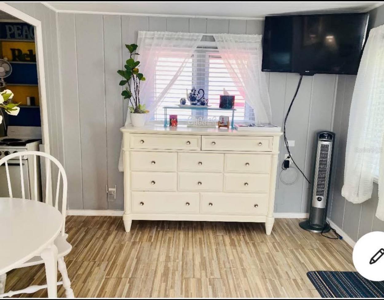 BAYVIEW - Residential Income