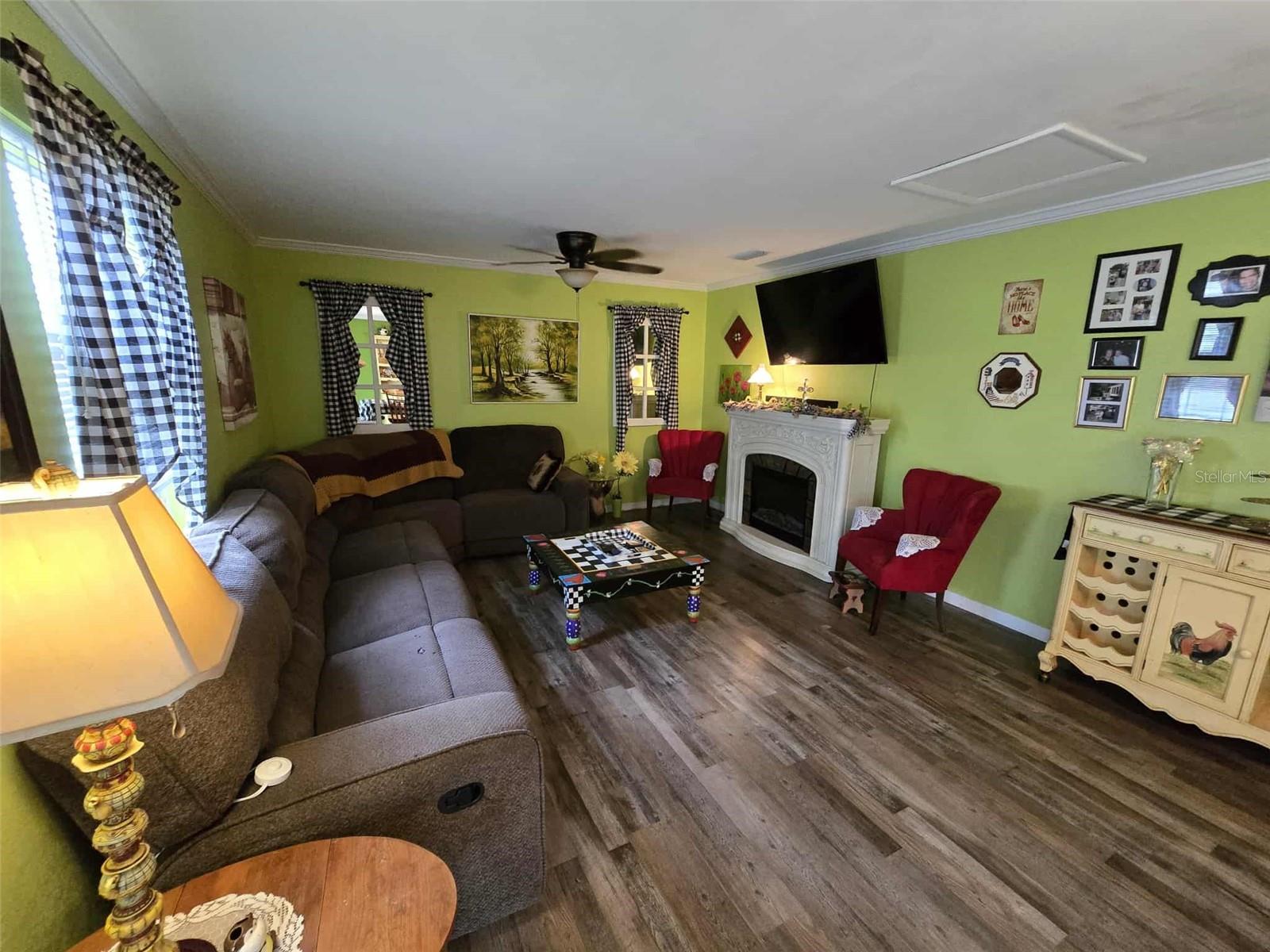 WOODBERRY FOREST - Residential