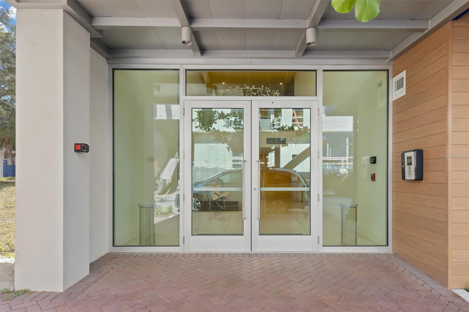 332 COCOANUT CONDOMINIUM - Residential