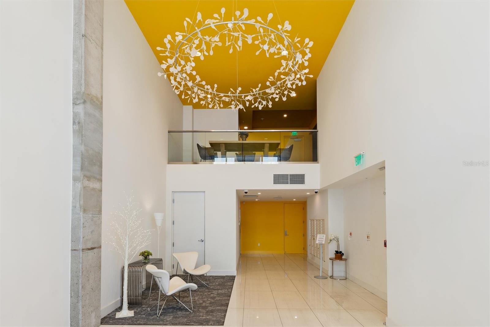 332 COCOANUT CONDOMINIUM - Residential