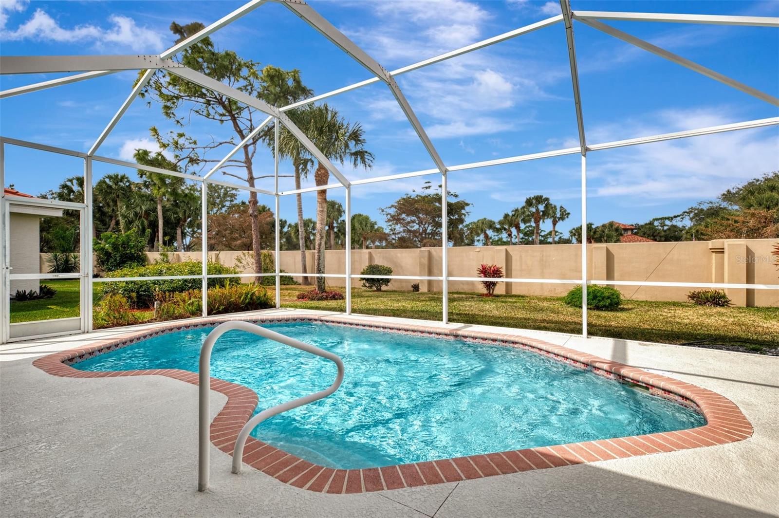 TURTLE ROCK - Residential