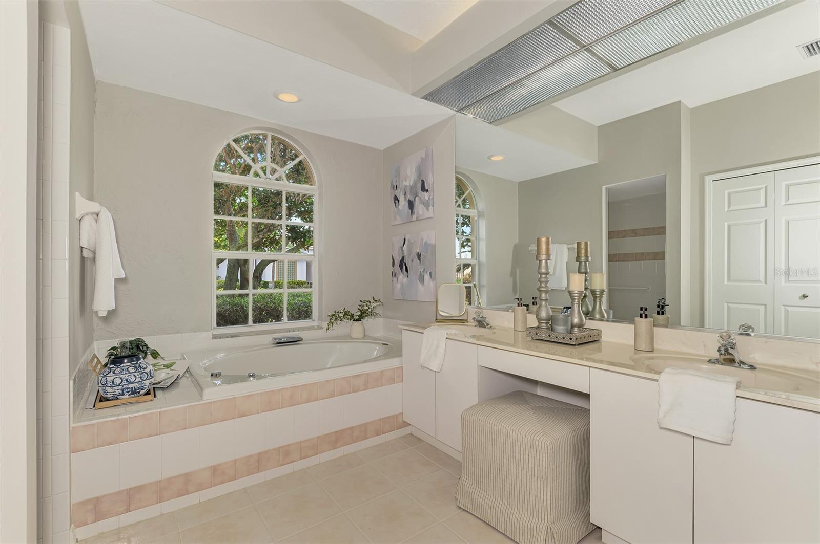 TURTLE ROCK - Residential