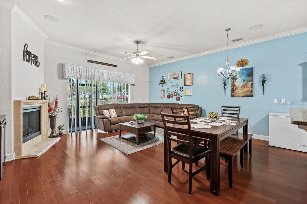 GROVELAND VILLAS AT GREEN GATE - Residential