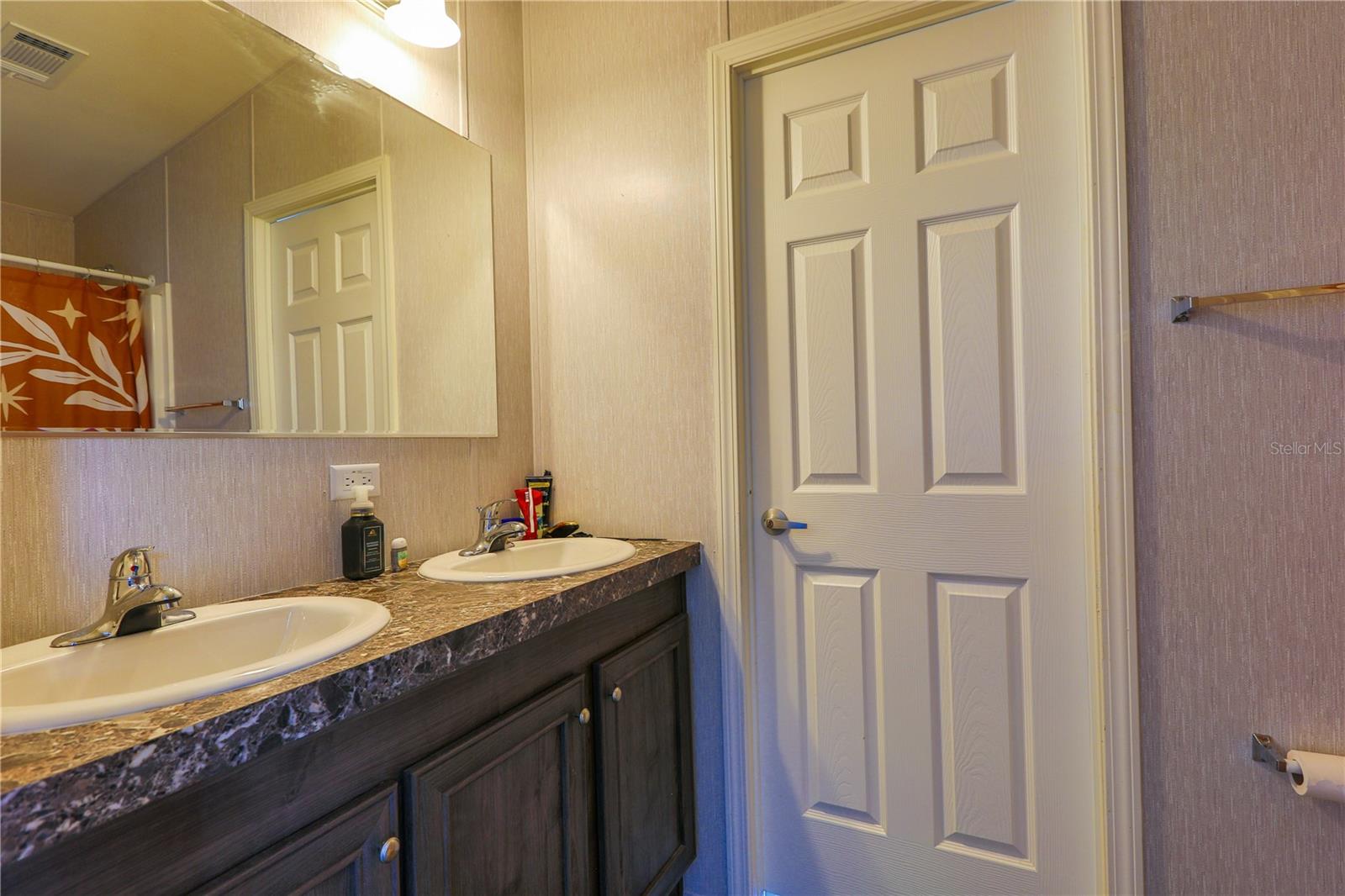 BROADMOOR - Residential