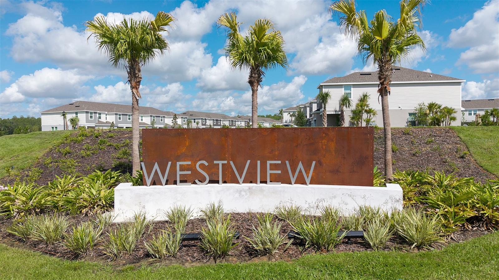 THE TOWNHOMES AT WESTVIEW - Residential
