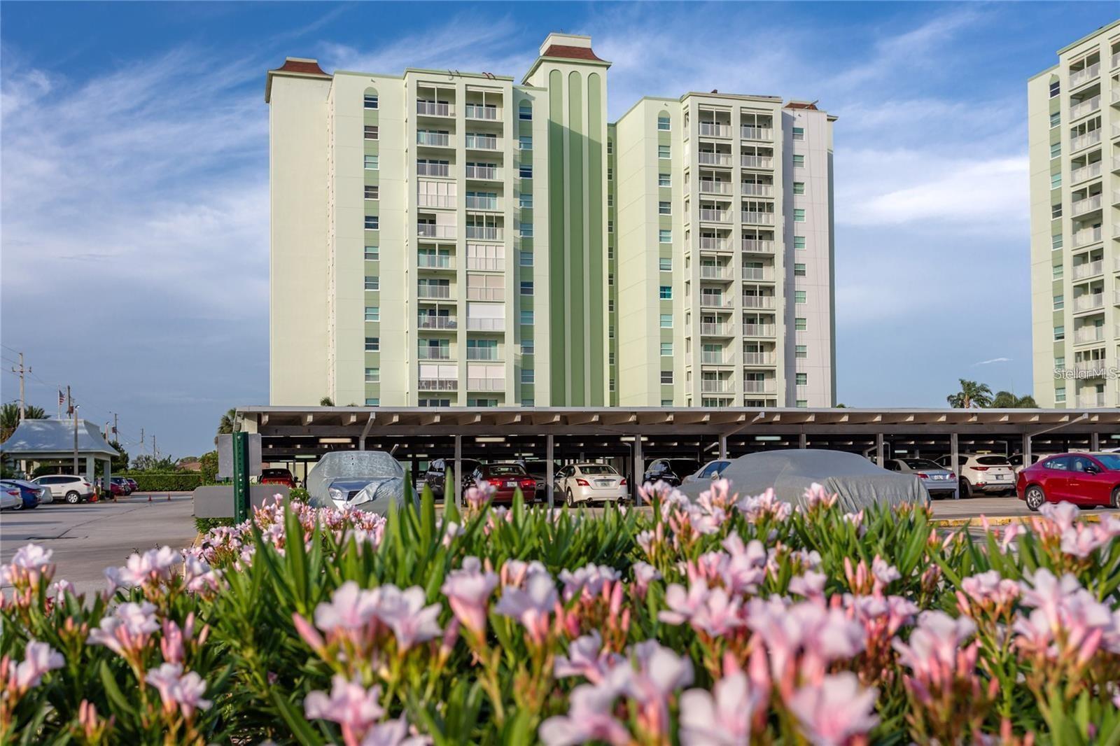 THREE PALMS POINTE CONDO - Residential