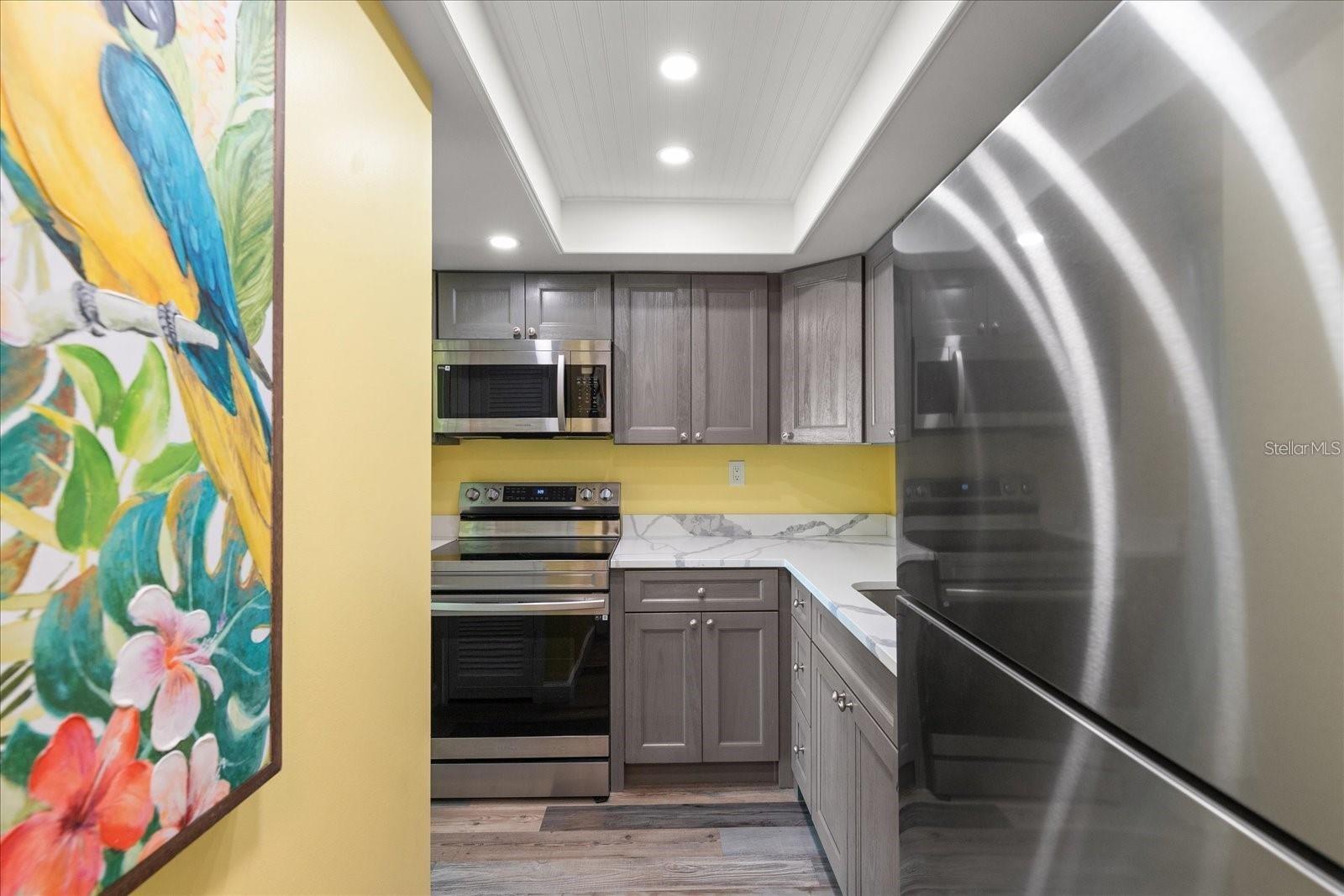 THREE PALMS POINTE CONDO - Residential